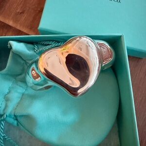 Tiffany & Co. Full Heart Cuff Med